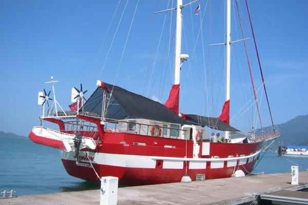 1986 Custom Schooner