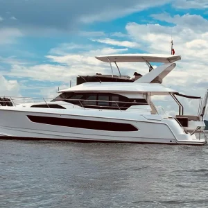 2023 Aquila 44