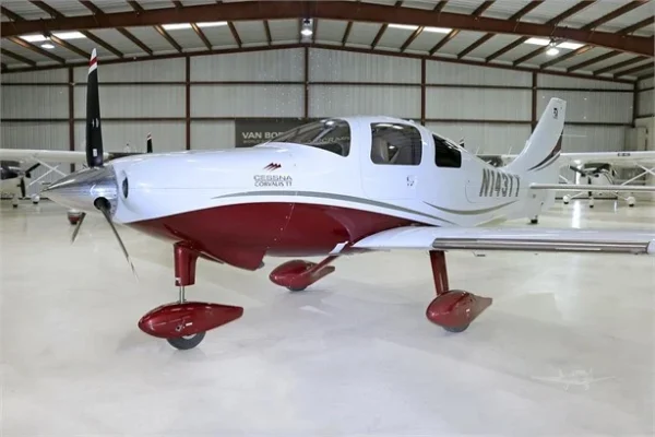 2010 CESSNA 400