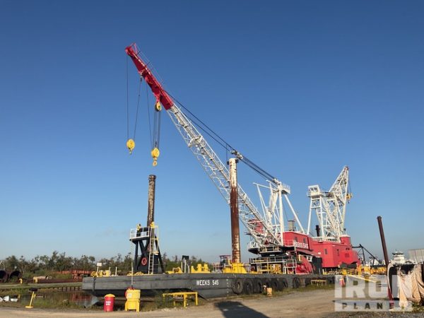 Clyde 32-E 70-Ton Crane on 160′ x 52′ x 12′ Barge