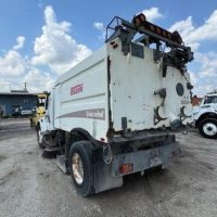 2012 FREIGHTLINER CROSSWIND SWEEPER - Image 4