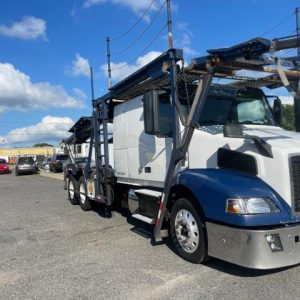 2012 VOLVO VN VNM