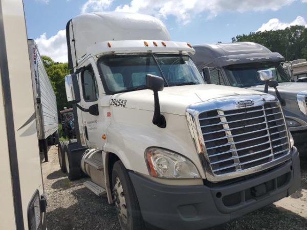 2015 FREIGHTLINER CASCADIA 125
