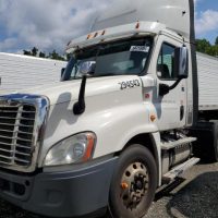 2015 FREIGHTLINER CASCADIA 125 - Image 2