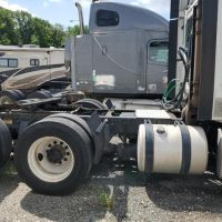 2015 FREIGHTLINER CASCADIA 125 - Image 4