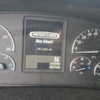 2018 FREIGHTLINER CASCADIA 126 - Image 8