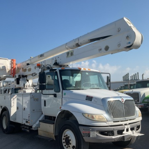 2015 Altec AA55 56 ft on 2017 International 4300 4x2 Bucket Truck