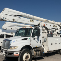2015 Altec AA55 56 ft on 2017 International 4300 4×2 Bucket Truck - Image 2