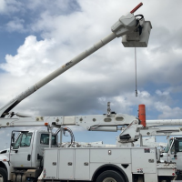 2015 Altec AA55 56 ft on 2017 International 4300 4×2 Bucket Truck - Image 4