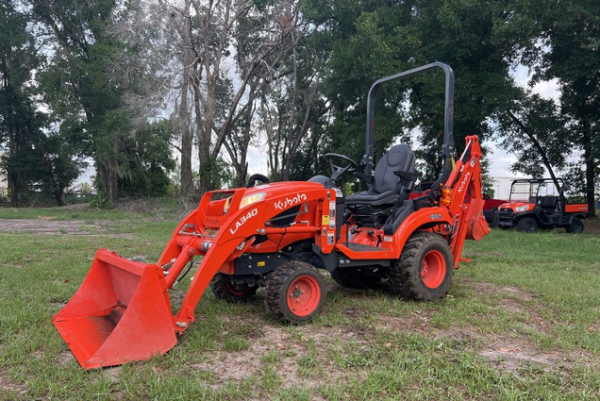 2022 Kubota BX23SLSB-R-1 4WD Utility Tractor