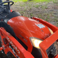 2022 Kubota BX23SLSB-R-1 4WD Utility Tractor - Image 6