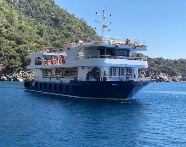 Glass Bottom Boat/Day Cruiser