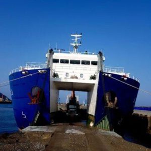 SELF PROPELLED BARGE / CARGO SHIP
