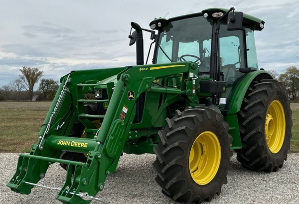 2024 John Deere 5095M MFWD tractor