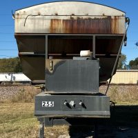 2003 KBH Corporation fertilizer tender trailer - Image 3