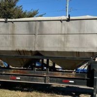 2003 KBH Corporation fertilizer tender trailer - Image 5