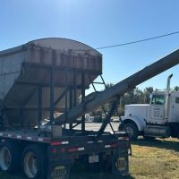 2003 KBH Corporation fertilizer tender trailer - Image 7